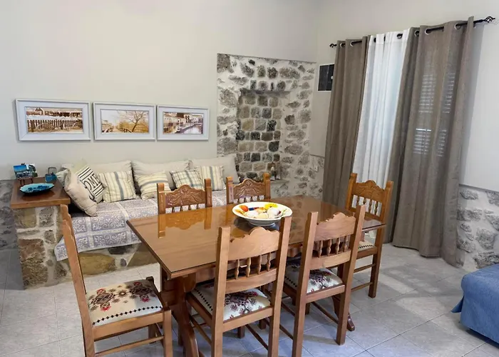 Kalymnos House Casa de Férias *